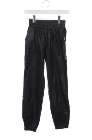 Pantaloni de femei Bershka, Mărime XS, Culoare Negru, Preț 76,00 Lei