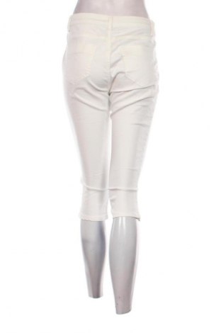 Pantaloni de femei Culture, Mărime M, Culoare Alb, Preț 83,21 Lei
