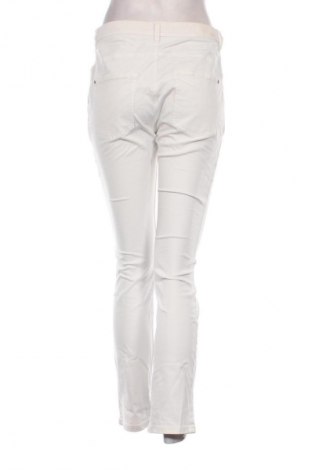 Дамски панталон Edc By Esprit, Размер M, Цвят Бял, Цена 41,99 лв.