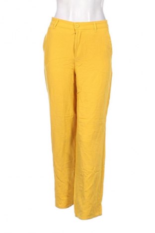 Pantaloni de femei LCW, Mărime S, Culoare Galben, Preț 76,00 Lei