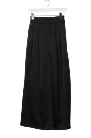 Damskie spodnie NEW COLLECTION, Rozmiar XS, Kolor Czarny, Cena 237,59 zł