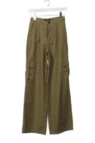 Dámske nohavice Pull&Bear, Veľkosť XS, Farba Zelená, Cena  14,77 €
