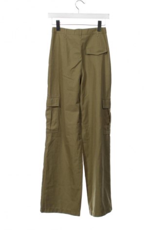 Dámske nohavice Pull&Bear, Veľkosť XS, Farba Zelená, Cena  14,77 €