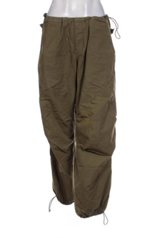 Damskie spodnie Pull&Bear, Rozmiar M, Kolor Zielony, Cena 90,00 zł