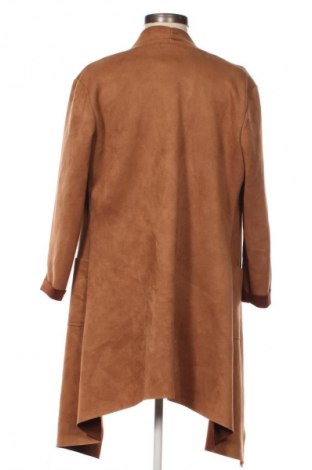 Дамско палто Styled In Italy, Размер M, Цвят Бежов, Цена 58,99 лв.