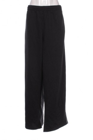Damen Sporthose Nike, Größe XXL, Farbe Schwarz, Preis 64,99 €