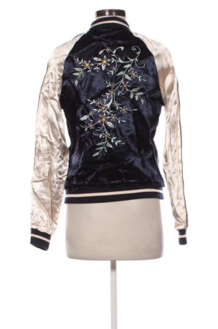 Geacă de femei ONLY, Mărime M, Culoare Multicolor, Preț 139,99 Lei