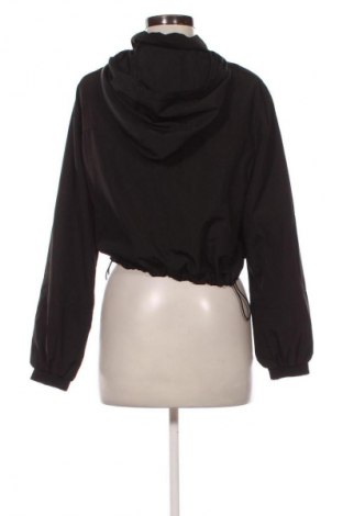 Kurtka damska Pull&Bear, Rozmiar S, Kolor Czarny, Cena 157,99 zł