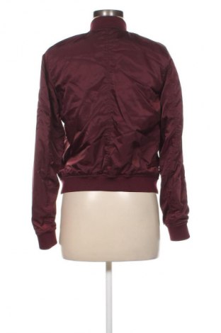 Kurtka damska Pull&Bear, Rozmiar M, Kolor Czerwony, Cena 157,99 zł