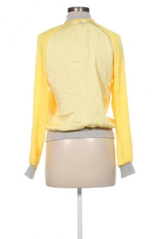 Geacă de femei Stradivarius, Mărime S, Culoare Galben, Preț 59,99 Lei