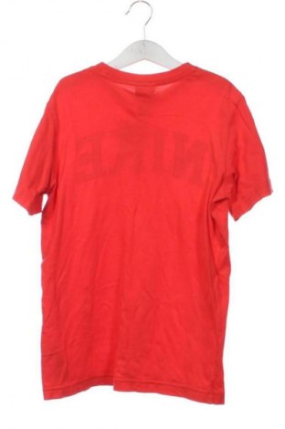 Kinder T-Shirt Nike, Größe 11-12y/ 152-158 cm, Farbe Rot, Preis 27,70 €