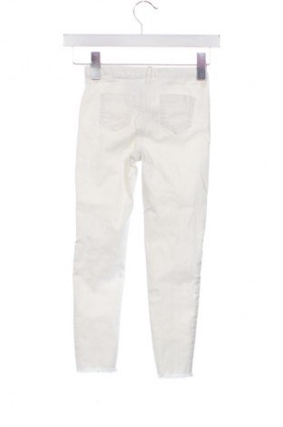 Dziecięce jeansy Calzedonia, Rozmiar 7-8y/ 128-134 cm, Kolor Biały, Cena 62,07 zł