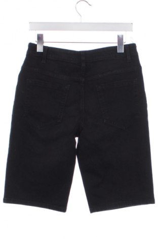 Dětské krátké kalhoty  C&A, Velikost 15-18y/ 170-176 cm, Barva Černá, Cena  176,00 Kč