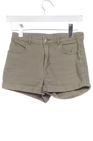 Dětské krátké kalhoty  H&M, Velikost 14-15y/ 168-170 cm, Barva Zelená, Cena  177,00 Kč