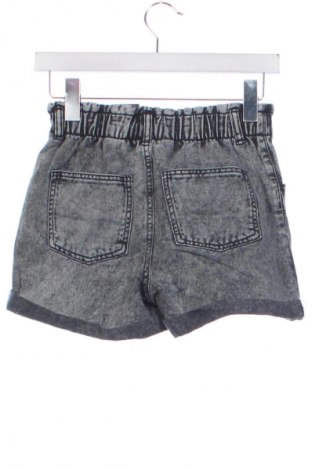 Kinder Shorts H&M, Größe 10-11y/ 146-152 cm, Farbe Grau, Preis € 7,00