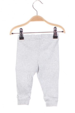 Gyerek leggings LC Waikiki, Méret 6-9m / 68-74 cm, Szín Szürke, Ár 2 800 Ft