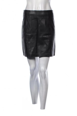 Skórzana spódnica New Look, Rozmiar S, Kolor Czarny, Cena 44,00 zł
