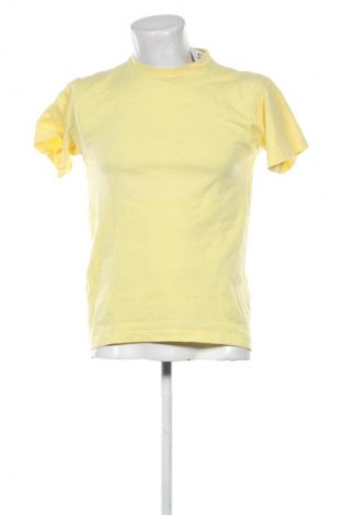 Pánské tričko  Fruit Of The Loom, Velikost M, Barva Žlutá, Cena  241,00 Kč