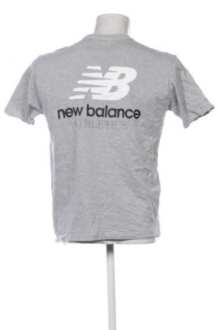 Мъжка тениска New Balance, Размер M, Цвят Сив, Цена 27,99 лв.