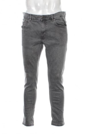 Męskie jeansy Pier One, Rozmiar L, Kolor Szary, Cena 98,99 zł
