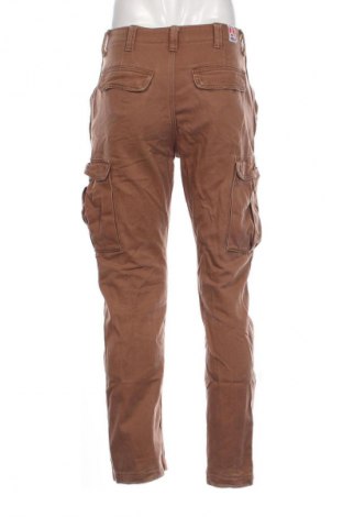 Blugi de bărbați Wrangler x Peter Max, Mărime M, Culoare Maro, Preț 254,99 Lei