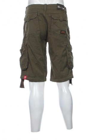 Herren Shorts Alpha Industries, Größe M, Farbe Grün, Preis 64,99 €