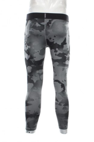 Мъжки клин Nike, Размер L, Цвят Многоцветен, Цена 41,99 лв.