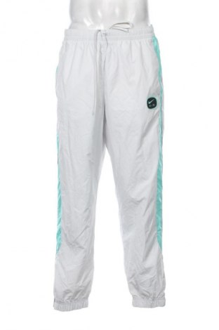 Herren Sporthose Nike, Größe XL, Farbe Mehrfarbig, Preis € 64,99