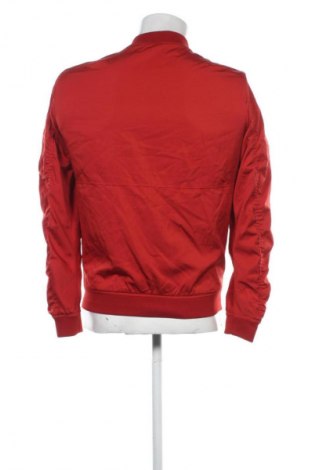 Мъжко яке Pull&Bear, Размер S, Цвят Червен, Цена 48,99 лв.