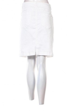 Rock Cecil, Größe XL, Farbe Weiß, Preis 11,99 €