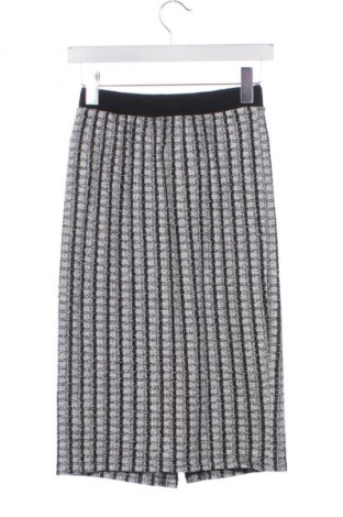 Пола Reserved, Размер XS, Цвят Многоцветен, Цена 10,22 €