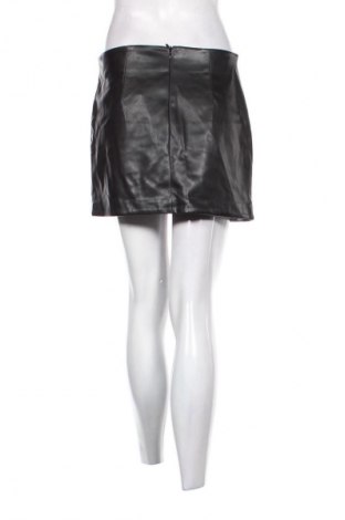 Φούστα Stradivarius, Μέγεθος M, Χρώμα Μαύρο, Τιμή 19,99 €