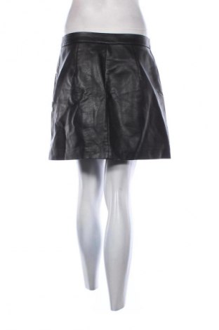 Spódnica Stradivarius, Rozmiar M, Kolor Czarny, Cena 44,00 zł