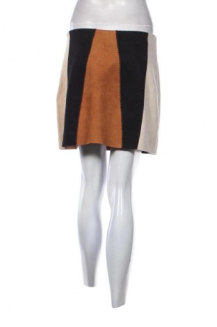 Rock Zara, Größe M, Farbe Mehrfarbig, Preis 10,30 €