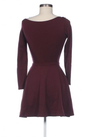 Šaty  American Apparel, Velikost M, Barva Červená, Cena  920,00 Kč