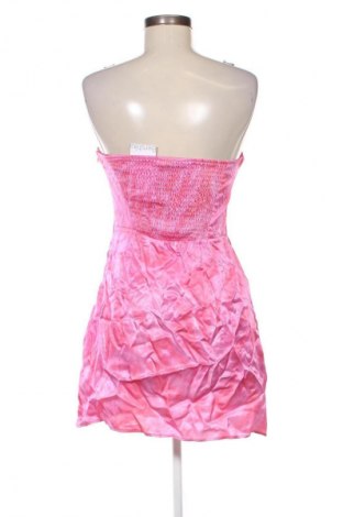 Kleid Bershka, Größe M, Farbe Rosa, Preis 31,99 €