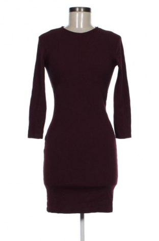 Kleid Bershka, Größe M, Farbe Rot, Preis 14,83 €