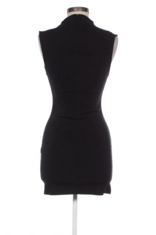 Kleid Bershka, Größe S, Farbe Schwarz, Preis € 23,52