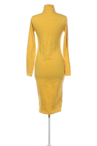 Kleid Boohoo, Größe M, Farbe Gelb, Preis € 23,59