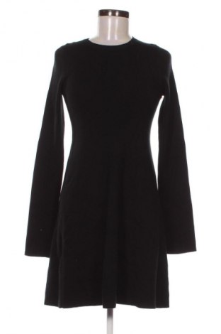 Rochie Calvin Klein Jeans, Mărime M, Culoare Negru, Preț 534,99 Lei