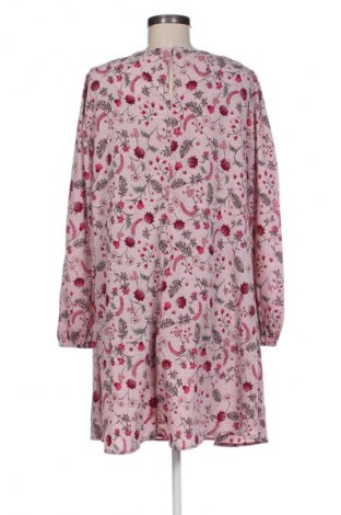 Kleid Capsule, Größe XXL, Farbe Mehrfarbig, Preis 15,00 €