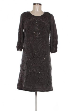 Kleid Cream, Größe S, Farbe Mehrfarbig, Preis 41,98 €