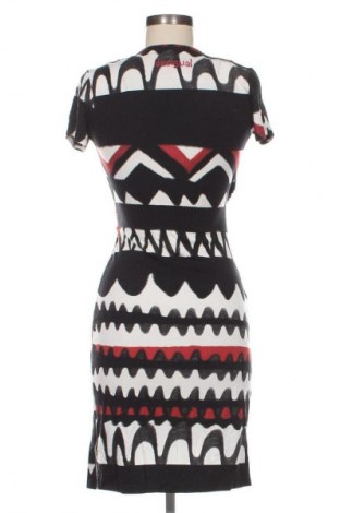 Šaty  Desigual, Veľkosť S, Farba Viacfarebná, Cena  41,98 €