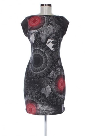 Sukienka Desigual, Rozmiar L, Kolor Kolorowy, Cena 189,00 zł