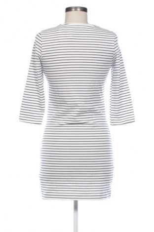 Kleid Esmara, Größe M, Farbe Mehrfarbig, Preis € 14,83