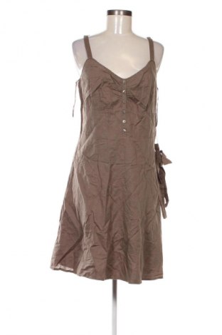 Kleid Esprit, Größe L, Farbe Braun, Preis 56,99 €