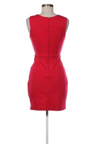 Sukienka Forever New, Rozmiar S, Kolor Czerwony, Cena 188,51 zł