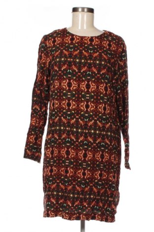Рокля H&M, Размер M, Цвят Многоцветен, Цена 29,99 лв.