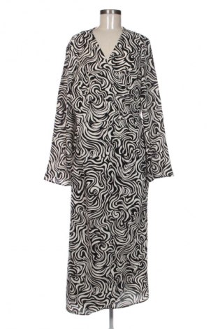 Kleid H&M, Größe XL, Farbe Mehrfarbig, Preis 14,83 €