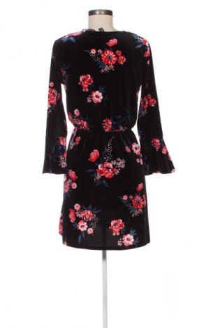 Šaty  H&M Divided, Velikost M, Barva Vícebarevné, Cena  469,00 Kč